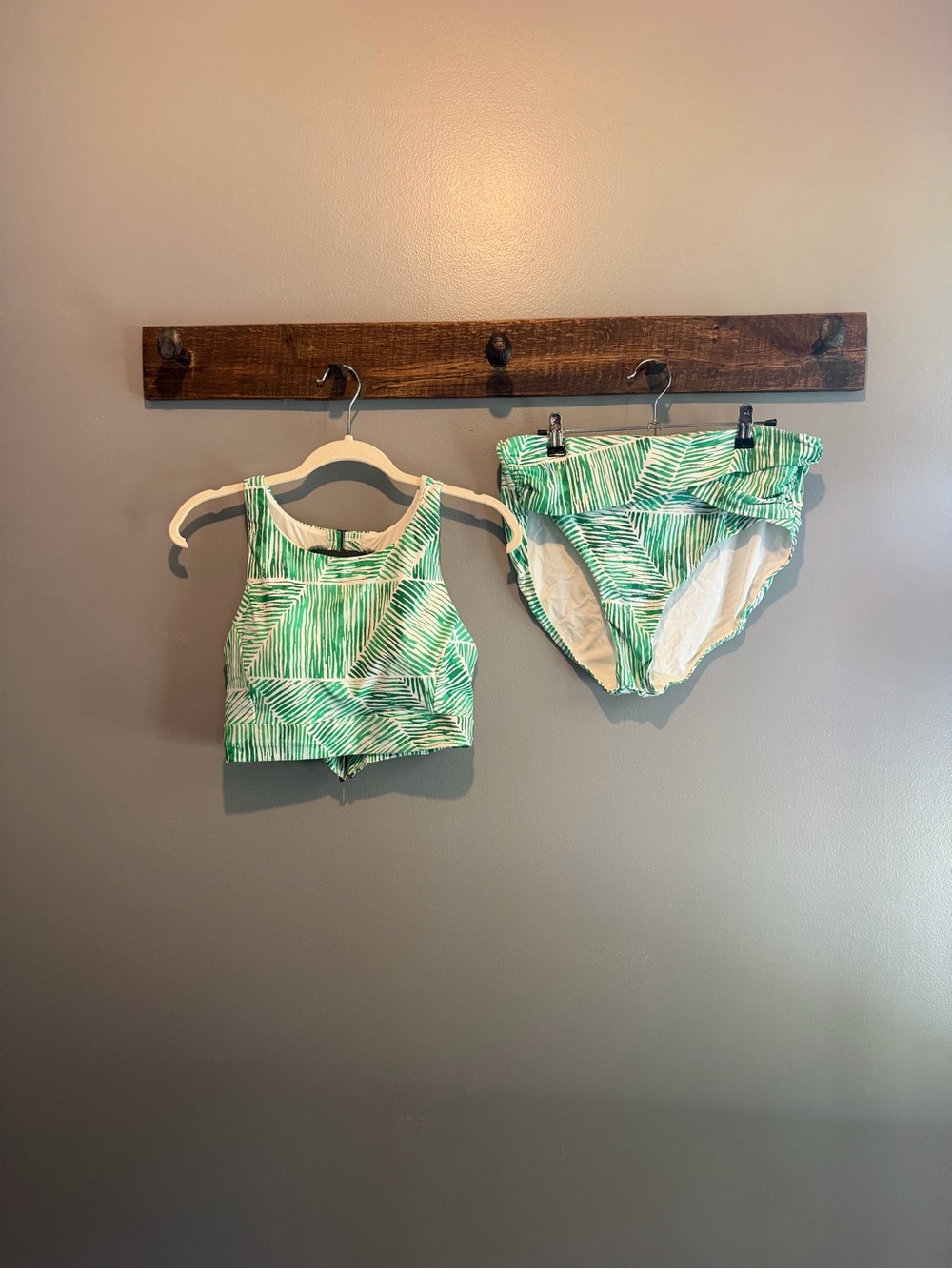 CALIA by Carrie Underwood Green Palm-Print Two-Piece Swim Set